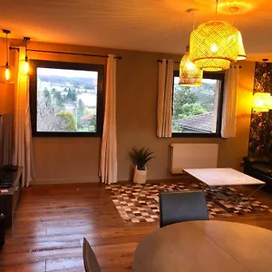 Chaleureux Dans Maison Avec Piscine A 35 Min De Lyon Alix